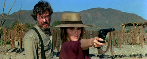 Robert Culp und Raquel Welch in «Hannie Caulder»