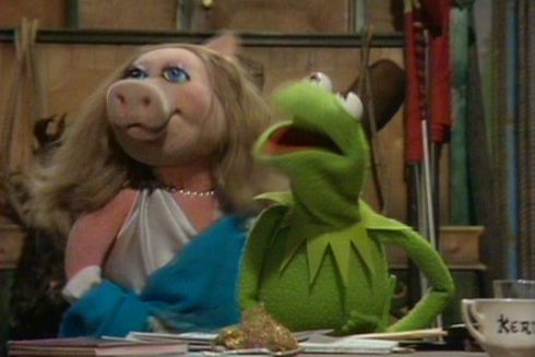 Miss Piggy und Kermit the Frog in «The Muppet Show»