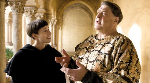 Johanna Wokalek und John Goodman in «Die Päpstin»