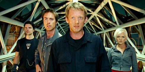 Andrew Lee Potts, James Murray, Douglas Henshall und Hannah Spearritt in «Primeval»