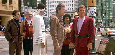 Walter Koenig, James Doohan, Leonard Nimoy, DeForest Kelley, Nichelle Nichols, George Takei und William Shatner in «Star Trek IV: The Voyage Home»