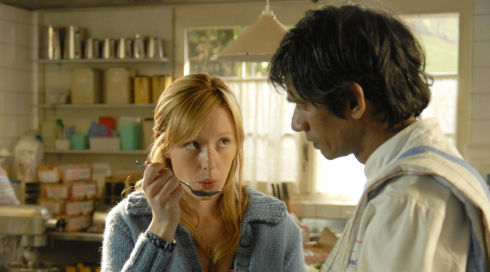 Lavinia Wilson und Vijay Raaz in «Tandoori Love»