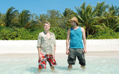 Max Riemelt und Maximilian Simonischek in «Tausend Ozeane»