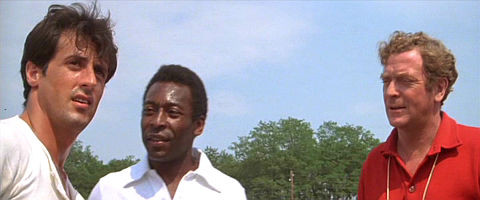 Sylvester Stallone, Pelé und Michael Caine in «Victory»