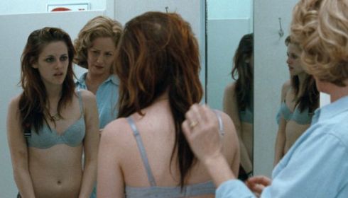 Kristen Stewart und Melissa Leo in «Welcome to the Rileys»