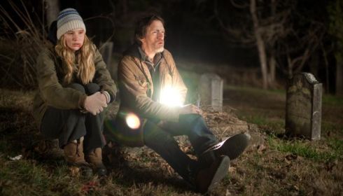 Jennifer Lawrence und John Hawkes in «Winter's Bone»